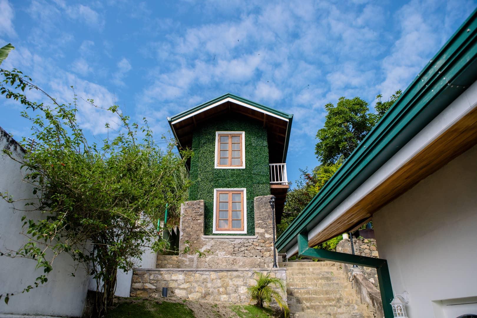 Bungalow B - Image 1